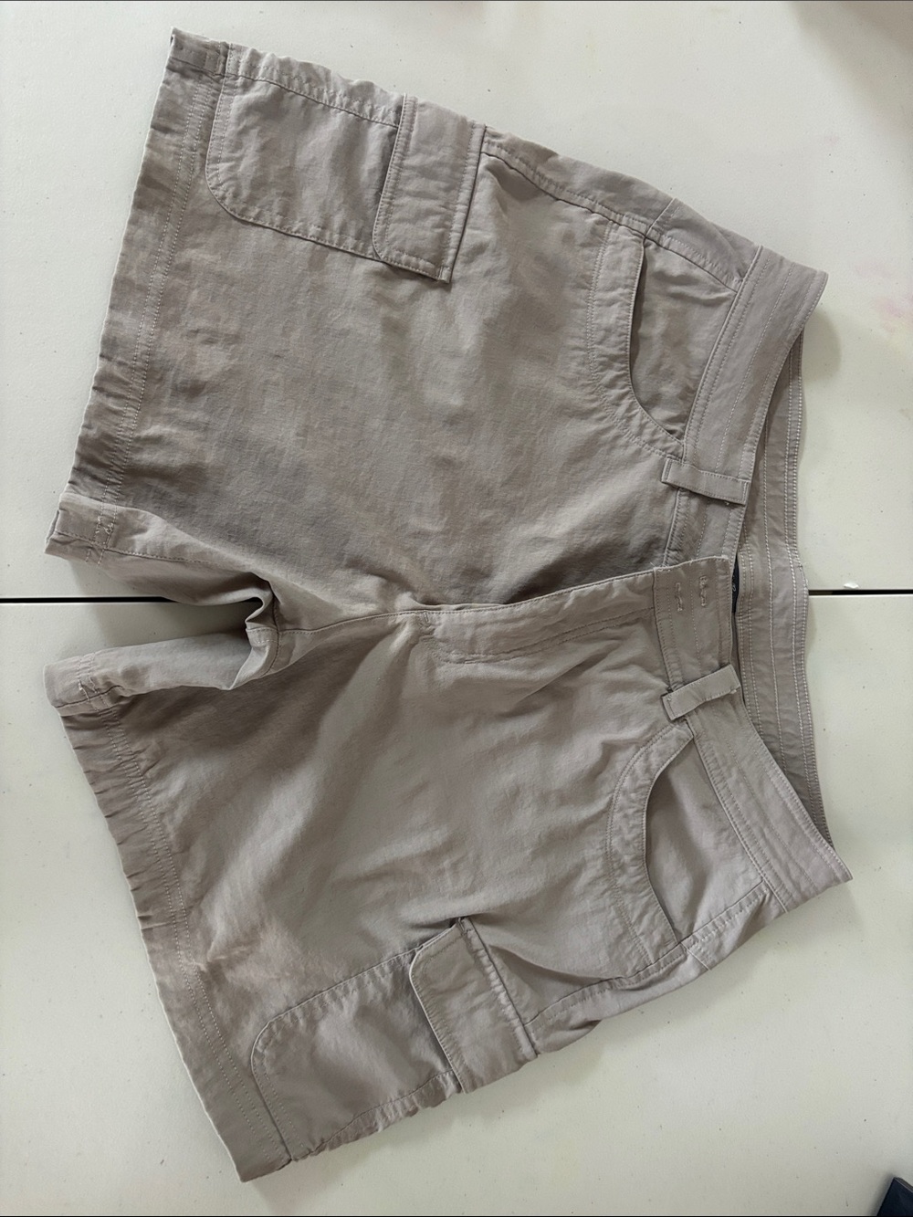 Cargo Shorts in Gray